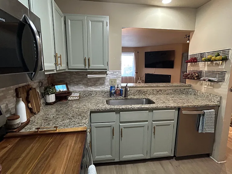8 Rose Ln #24-19 — Photo 5