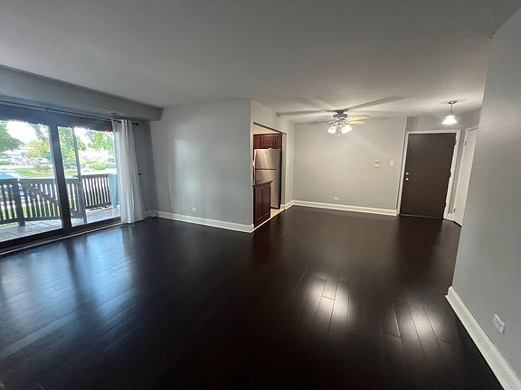 3rd image of 18019 Oak Park Ave APT B