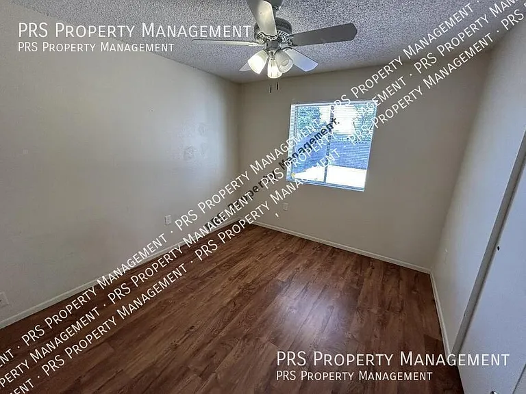 3147 E Edgewood Ave — Photo 17