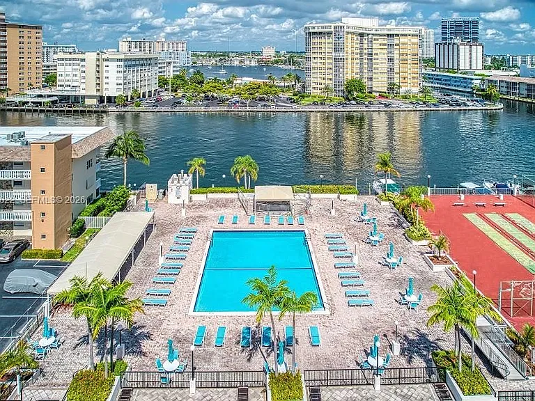 1865 S Ocean Dr #15C — Photo 3