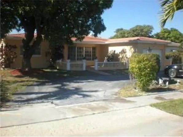 3961 NW 46th Way, Lauderdale Lakes, FL 33319