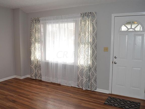 3rd image of 13391 Hawthorn Rd NE