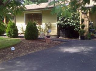 5785 Carman Dr, Lake Oswego, OR 97035