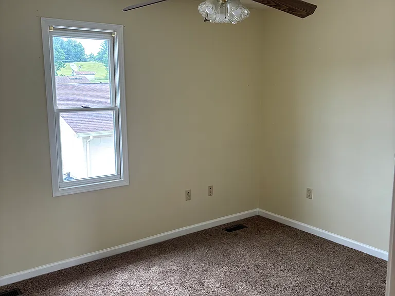 29 McWhorter Rd #19 — Photo 9