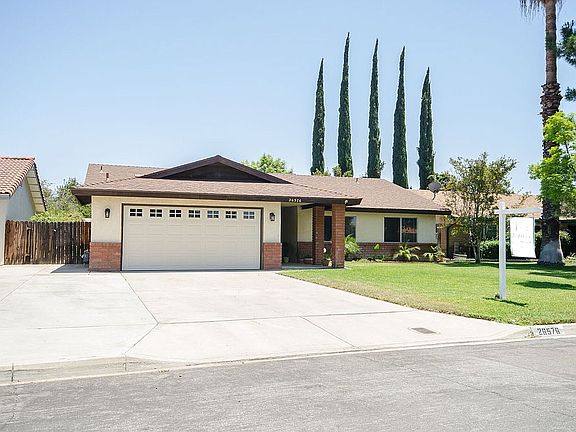 2nd image of 26576 Larksong St