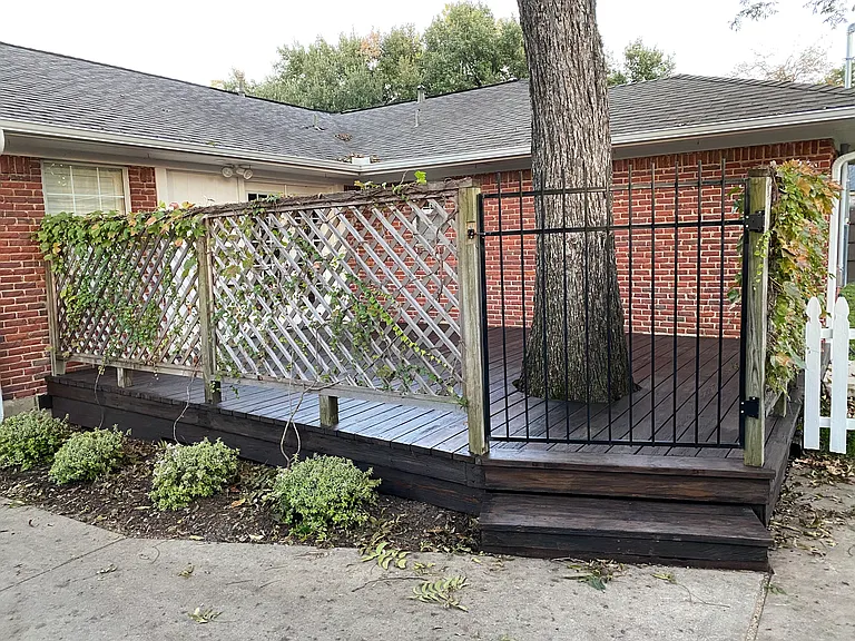 743 Newberry Dr — Photo 16