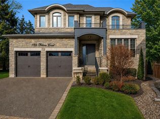 125 Paliser Ct, Oakville, ON L6K 2H1