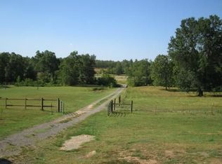 39267 Laboskey Rd, Wister, OK 74966