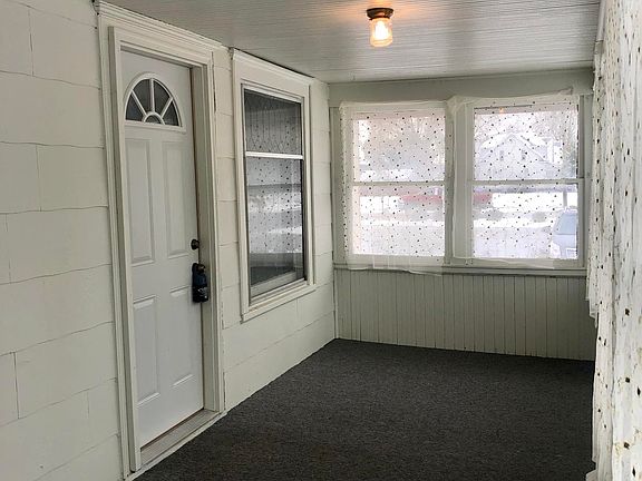 3rd image of 2035 Avenue A