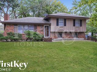 6601 E 134th St, Grandview, MO 64030