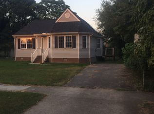 21 Summit St, Petersburg, VA 23803