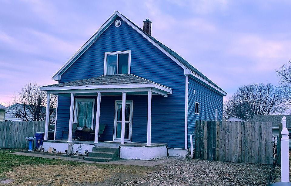 1st image of 1024 Dolliver St