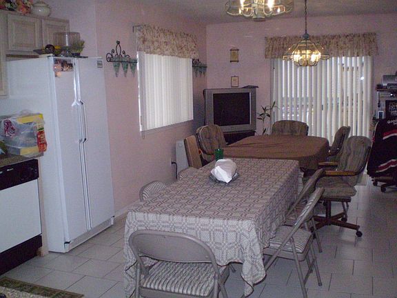 Extra Large Kitchen
