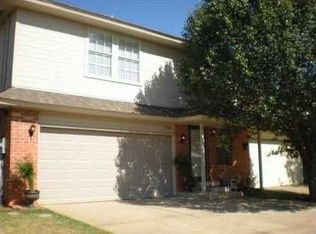 328 Lariat Cir, Edmond, OK 73003