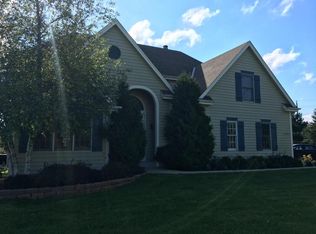 W288N6822 Rock Ridge Way, Hartland, WI 53029