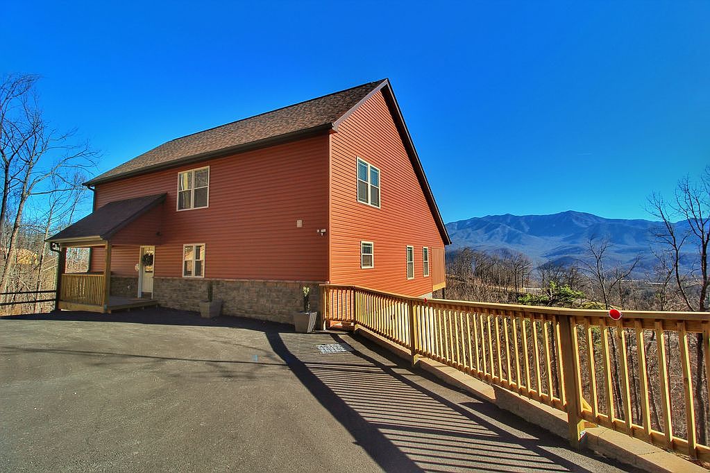 915 Wiley Oakley Dr, Gatlinburg, TN 37738 | Zillow