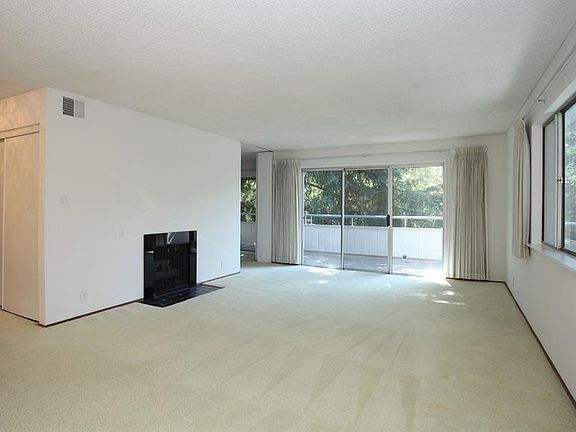 2nd image of 150 Alma St APT 201