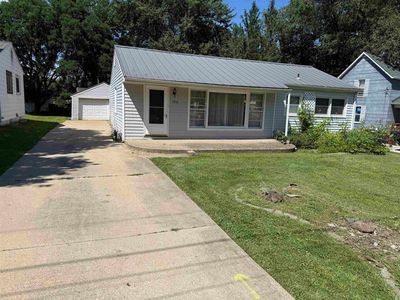 1918 Castle St, Waterloo, IA, 50701