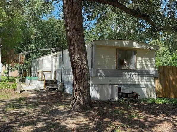 4065 NE 174th Ter, Silver Springs, FL 34488