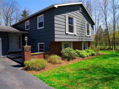 155 Rausler Rd, Farmington, NY, 14425
