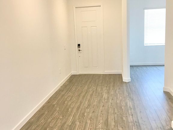 3rd image of 12226 SW Roma Cir