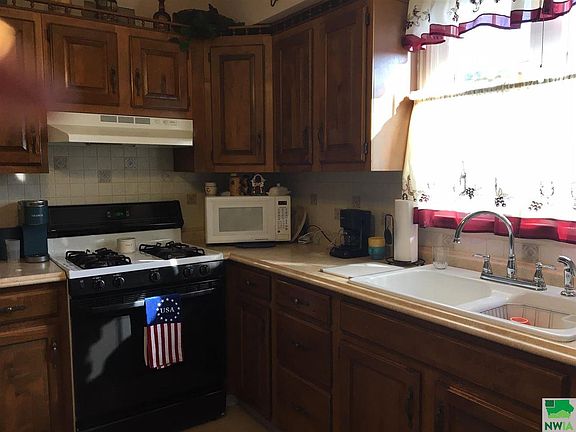 5th image of 3112 Stone Park Blvd