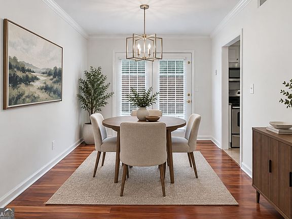 3rd image of 1402 Brighton Point