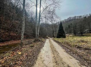 854 Upper Laurel Fork Rd, Clayhole, KY 41317