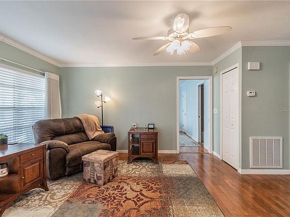 2nd image of 6302 Treetop Cir #6302