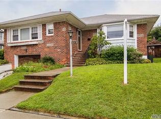 3311 149th Pl, Flushing, NY 11354