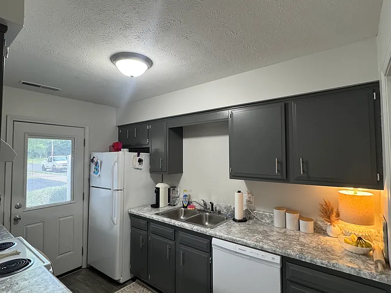 502 Deer Lick Pl — Photo 3