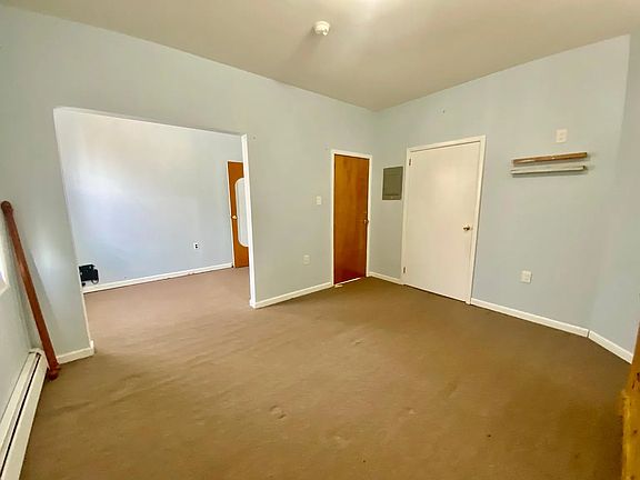 4th image of 57 Johnston Ave #5D