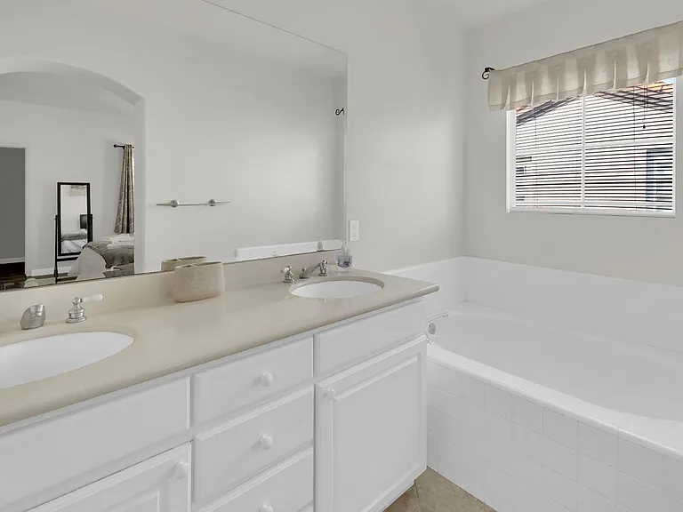 2850 Ballesteros Ln — Photo 15