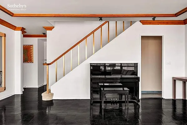 Sold by Sotheby's International Realty | media 50