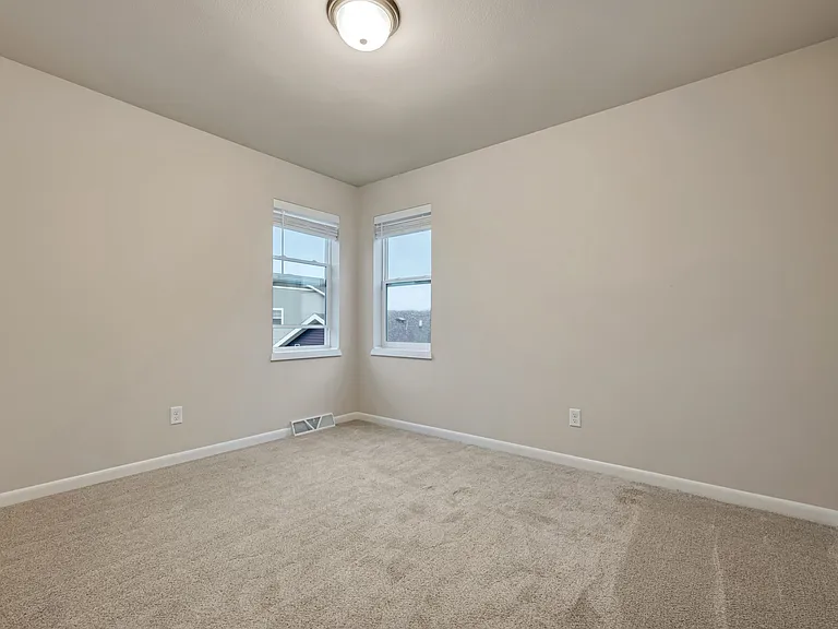 1638 Happy Trails Rd — Photo 26