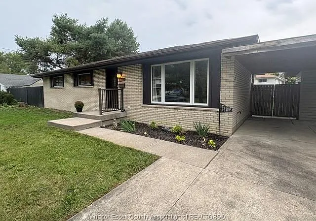 3 bed, $2,150 — Photo 4