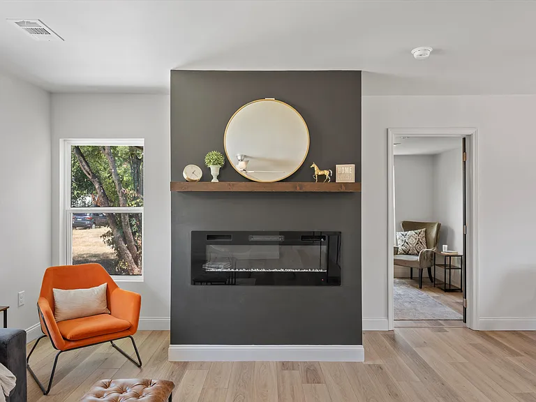 4012 Ethel Ave — Photo 2