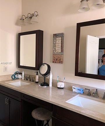 5th image of 820 S Hollybrook Dr APT 206