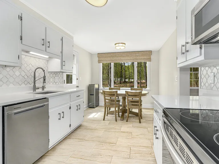 792 Smith Ridge Rd — Photo 9