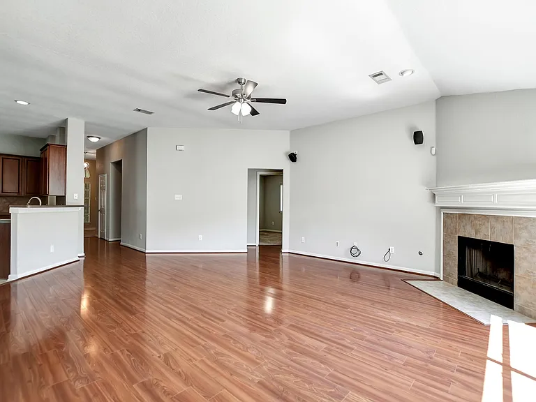 14738 Autumn Glen Ct — Photo 6