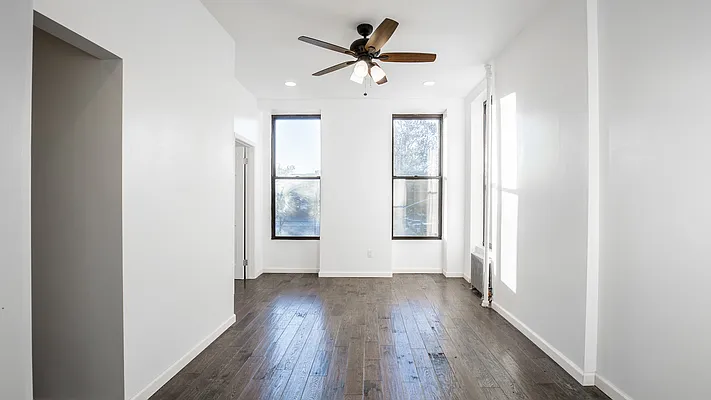 Rented by Nooklyn NYC LLC | media 11