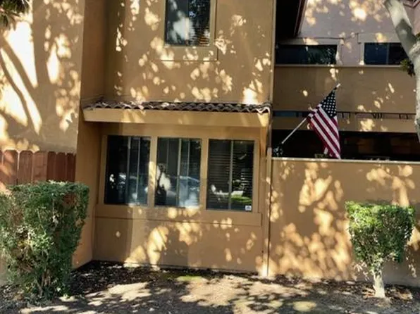 1216 W Roseburg Ave APT A, Modesto, CA 95350