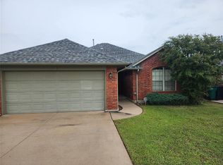 621 NW 112th St, Oklahoma City, OK 73114