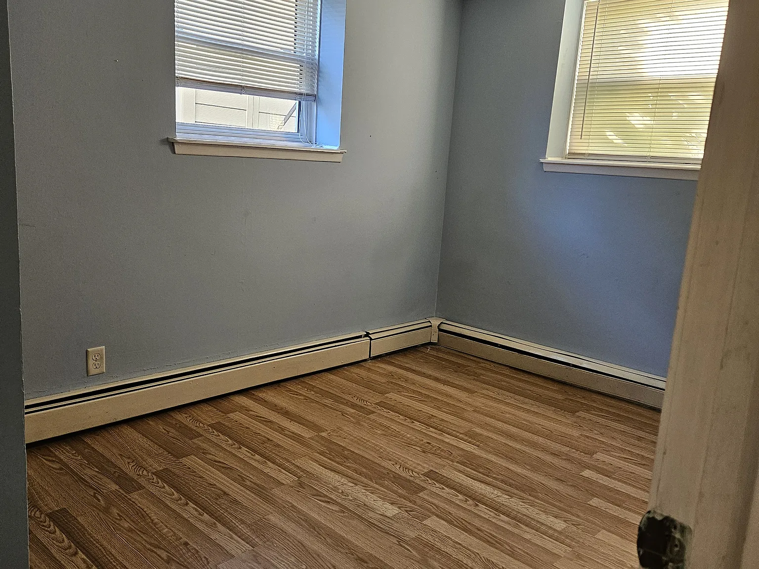 2 bed, 800 sqft, $1,475 — Photo 2