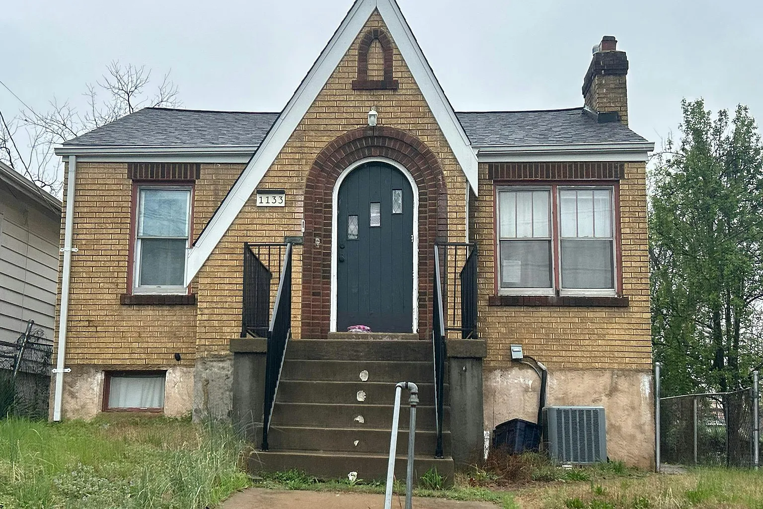 1133 Dammert Ave photo 1
