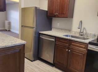 85 Chatham St APT 2B, Worcester, MA 01609