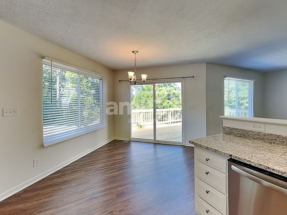 4th image of 9722 Cloveridge Dr