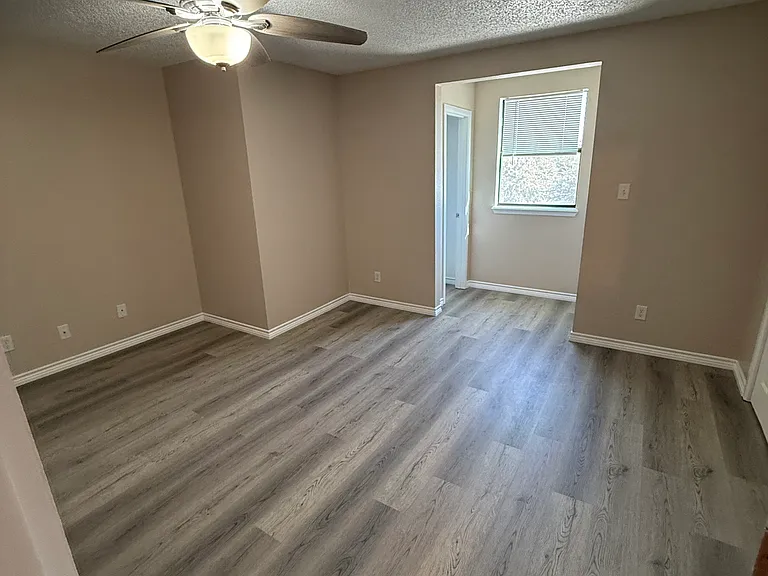 3529 N Central Dr — Photo 9