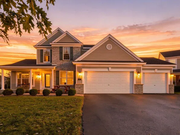 2421 Golf Pl, Woodbury, MN 55129