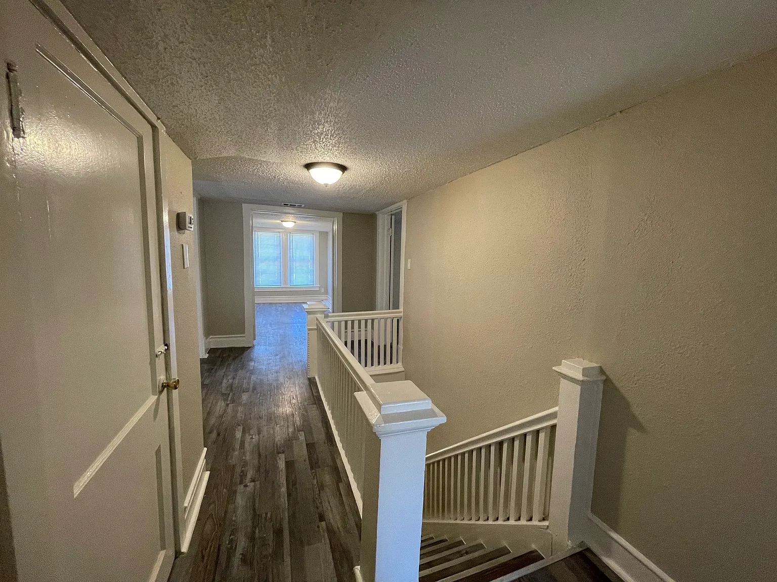 5208 E Side Ave — Photo 3